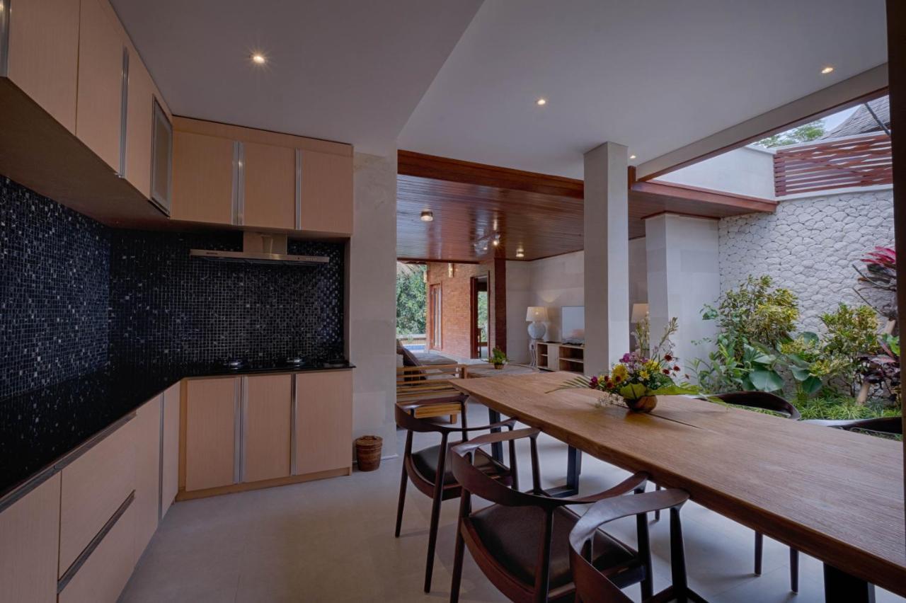 Mas Ubud Villa By Sanga Sanga Hospitality ภายนอก รูปภาพ