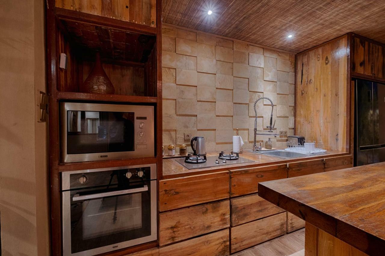 Mas Ubud Villa By Sanga Sanga Hospitality ภายนอก รูปภาพ